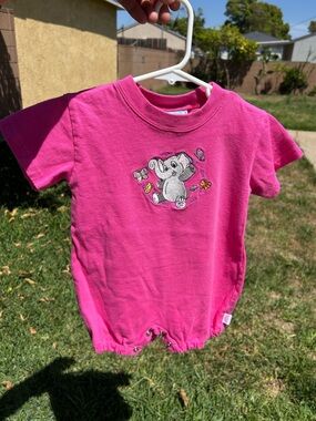 VTG Rainforest cafe Pink Elephant Short-Sleeve Romper